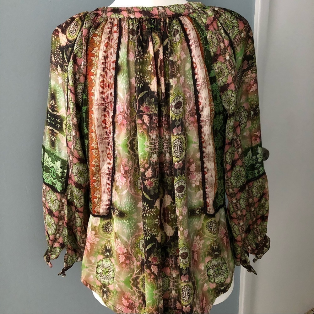 Like New, dressy peasant top - Picture 4 of 7